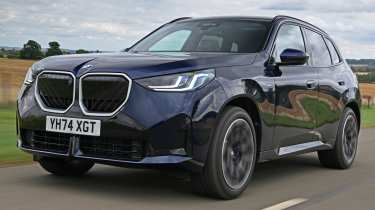 BMW X3 вид спереди сбоку